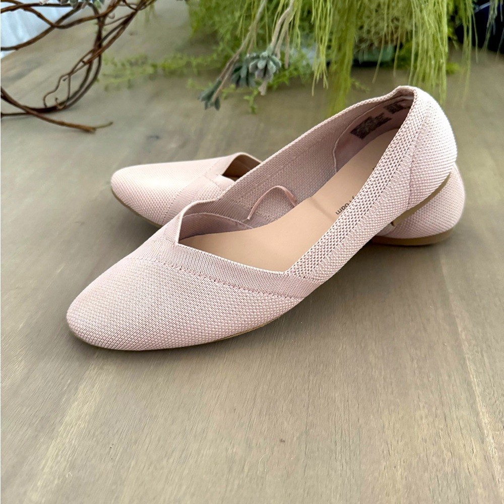 Elegant Pink Women's Flats